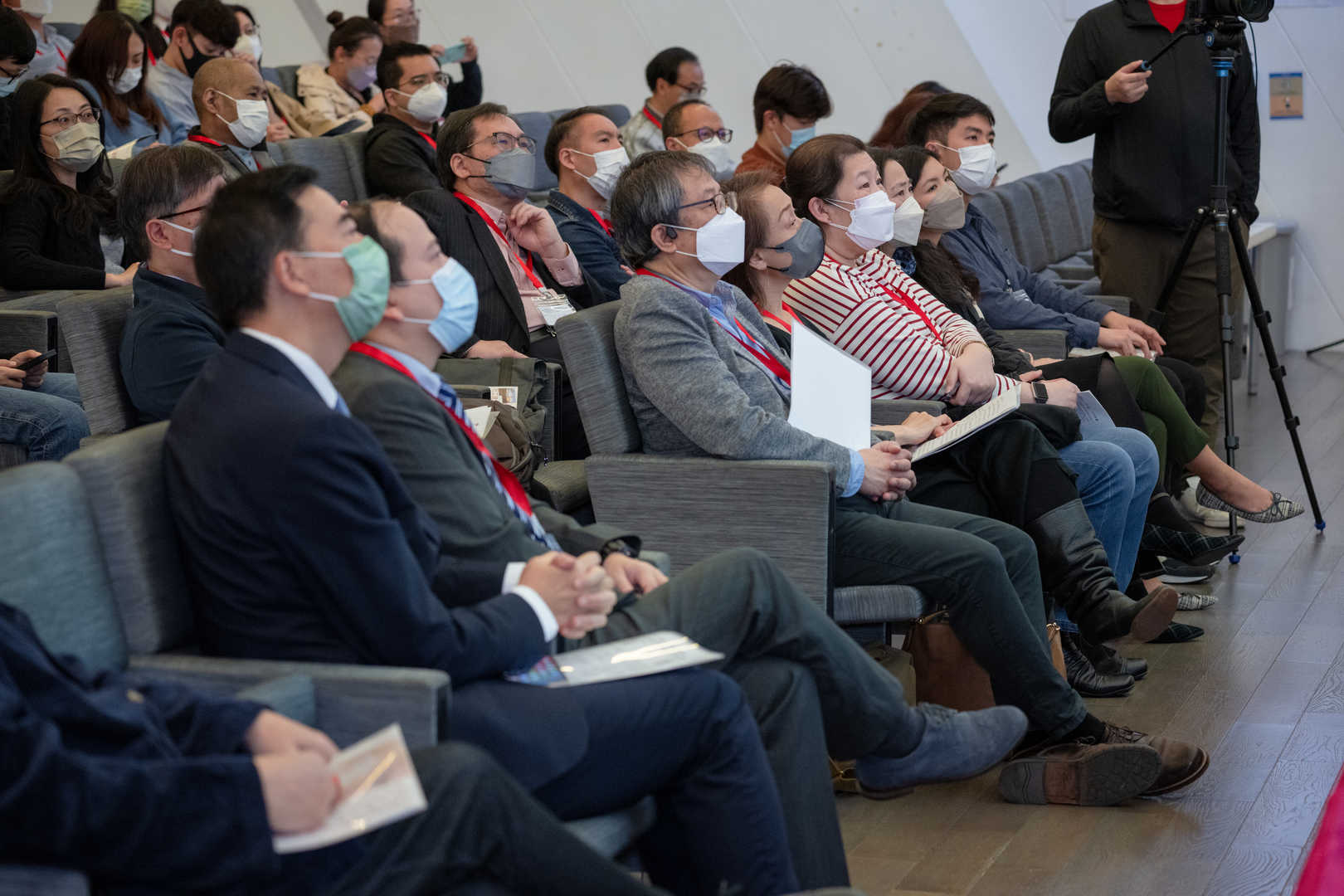 「實踐研究–社工建立社會資本的過程」 2022年度研討會﹕疫境中的社區工作、社區復原及發展導向–回顧