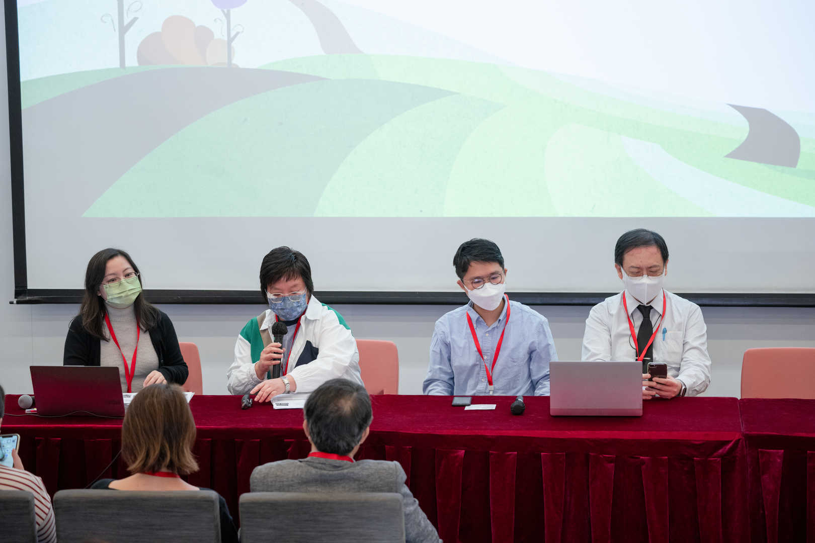 「實踐研究–社工建立社會資本的過程」 2022年度研討會﹕疫境中的社區工作、社區復原及發展導向–回顧